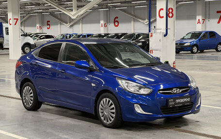 Hyundai Solaris II рестайлинг, 2013 год, 710 000 рублей, 3 фотография