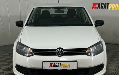Volkswagen Polo VI (EU Market), 2014 год, 840 000 рублей, 2 фотография
