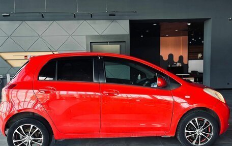 Toyota Yaris III рестайлинг, 2007 год, 570 000 рублей, 4 фотография