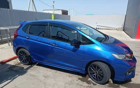 Honda Fit III, 2019 год, 1 550 000 рублей, 2 фотография