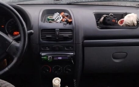 Renault Symbol I, 2004 год, 220 000 рублей, 3 фотография