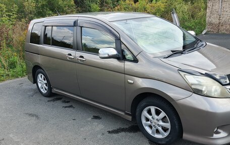 Toyota ISis I, 2010 год, 980 000 рублей, 5 фотография