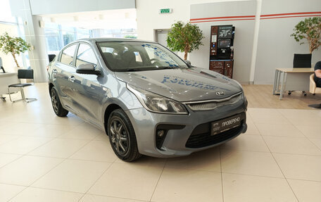 KIA Rio IV, 2017 год, 878 000 рублей, 3 фотография