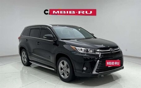 Toyota Highlander III, 2021 год, 2 720 277 рублей, 3 фотография