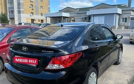 Hyundai Solaris II рестайлинг, 2013 год, 690 000 рублей, 4 фотография