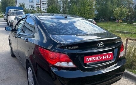 Hyundai Solaris II рестайлинг, 2013 год, 690 000 рублей, 3 фотография