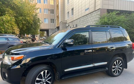 Toyota Land Cruiser 200, 2012 год, 4 100 000 рублей, 3 фотография