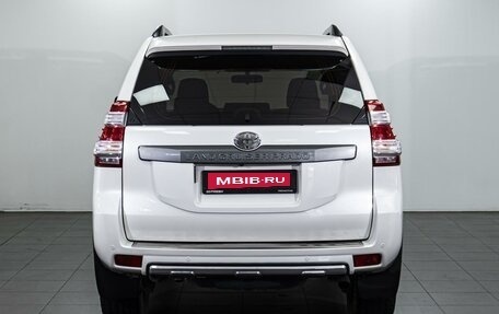 Toyota Land Cruiser Prado 150 рестайлинг 2, 2015 год, 3 519 000 рублей, 4 фотография
