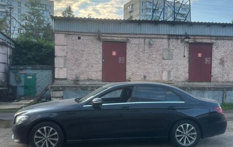 Mercedes-Benz E-Класс, 2020 год, 3 500 000 рублей, 3 фотография