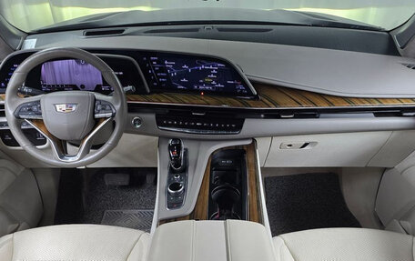 Cadillac Escalade V, 2022 год, 11 050 135 рублей, 6 фотография