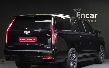 Cadillac Escalade V, 2022 год, 11 050 135 рублей, 2 фотография