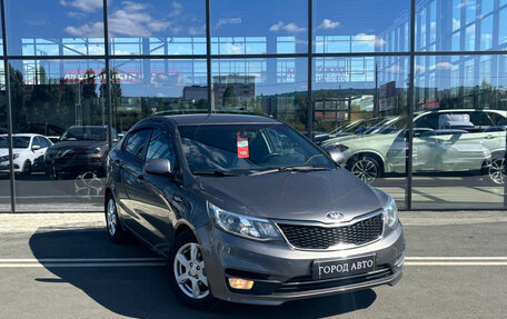 KIA Rio III рестайлинг, 2015 год, 990 000 рублей, 3 фотография