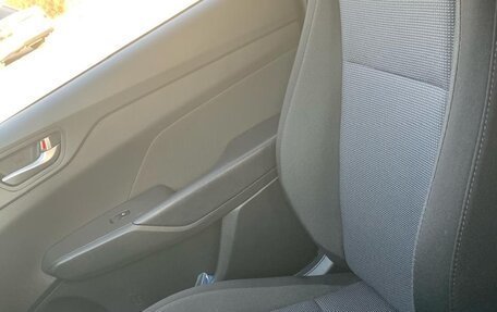 Hyundai Solaris II рестайлинг, 2021 год, 1 550 000 рублей, 4 фотография