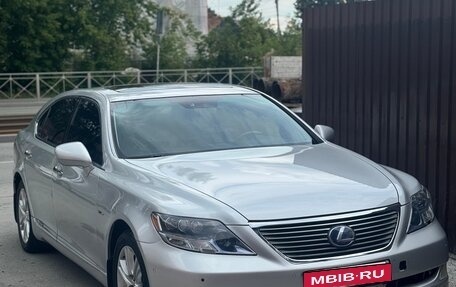 Lexus LS IV, 2008 год, 1 000 000 рублей, 2 фотография