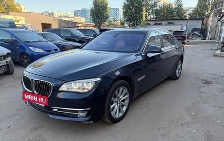 BMW 7 серия, 2013 год, 1 800 000 рублей, 3 фотография