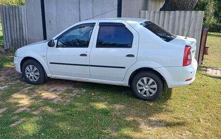 Renault Logan I, 2011 год, 380 000 рублей, 3 фотография
