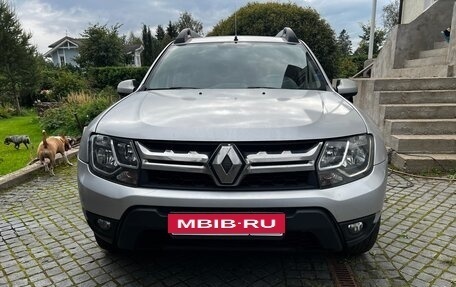 Renault Duster I рестайлинг, 2017 год, 1 000 000 рублей, 2 фотография
