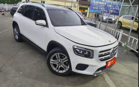 Mercedes-Benz GLB, 2020 год, 2 064 000 рублей, 2 фотография