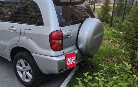 Toyota RAV4, 2004 год, 850 000 рублей, 2 фотография