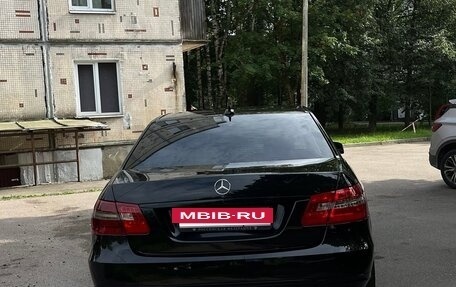 Mercedes-Benz E-Класс, 2011 год, 1 280 000 рублей, 5 фотография