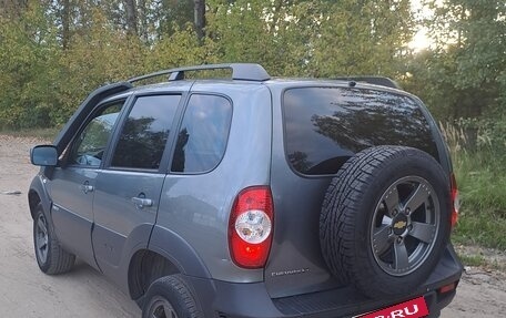 Chevrolet Niva I рестайлинг, 2017 год, 685 000 рублей, 3 фотография