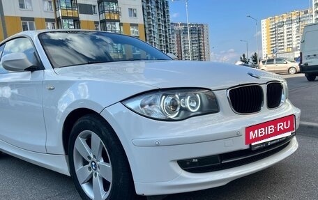 BMW 1 серия, 2011 год, 680 000 рублей, 3 фотография