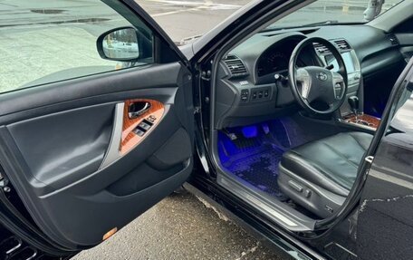 Toyota Camry, 2010 год, 1 600 000 рублей, 2 фотография