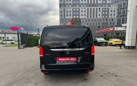 Mercedes-Benz V-Класс, 2017 год, 3 780 000 рублей, 5 фотография