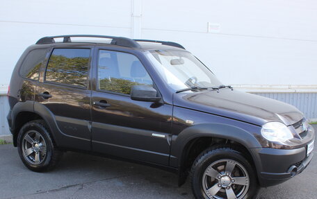 Chevrolet Niva I рестайлинг, 2013 год, 440 000 рублей, 3 фотография
