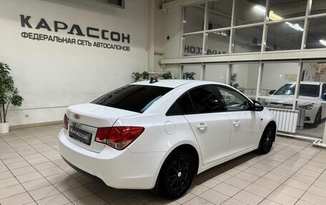 Chevrolet Cruze II, 2010 год, 630 000 рублей, 2 фотография
