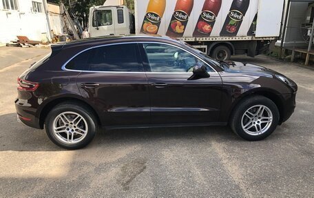 Porsche Macan I рестайлинг, 2017 год, 3 500 000 рублей, 2 фотография