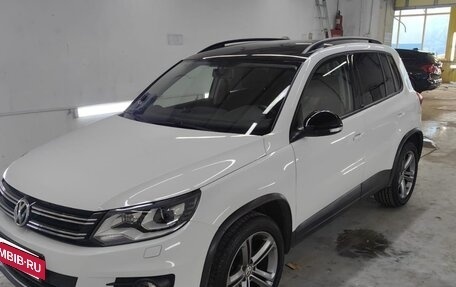 Volkswagen Tiguan I, 2016 год, 1 790 000 рублей, 3 фотография