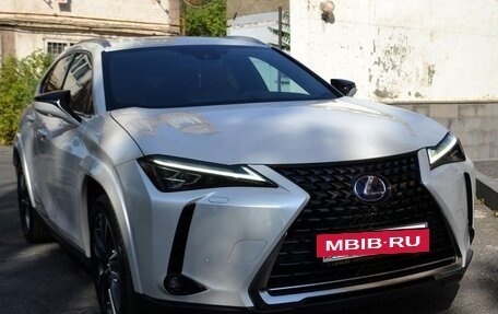 Lexus UX I, 2022 год, 5 600 000 рублей, 3 фотография