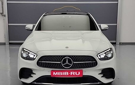 Mercedes-Benz E-Класс, 2020 год, 3 612 851 рублей, 2 фотография