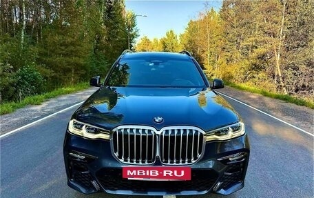 BMW X7, 2021 год, 7 000 000 рублей, 2 фотография