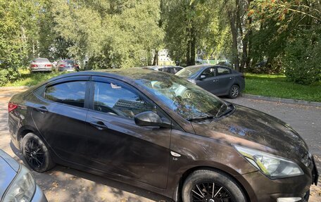Hyundai Solaris II рестайлинг, 2015 год, 730 000 рублей, 3 фотография