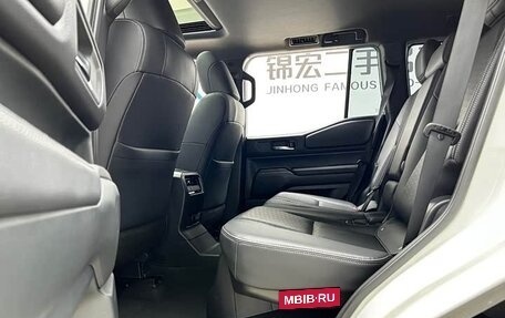 Toyota Land Cruiser Prado, 2024 год, 7 400 000 рублей, 5 фотография