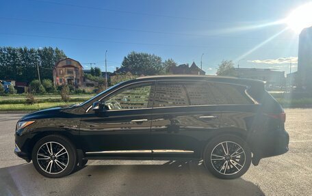 Infiniti QX60 I рестайлинг, 2017 год, 2 600 000 рублей, 6 фотография
