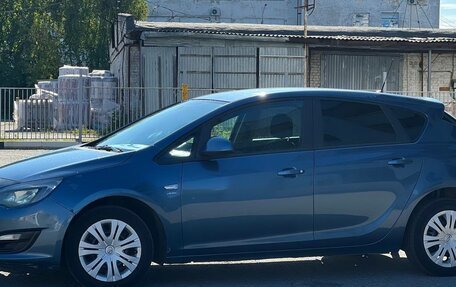 Opel Astra J, 2013 год, 720 000 рублей, 3 фотография