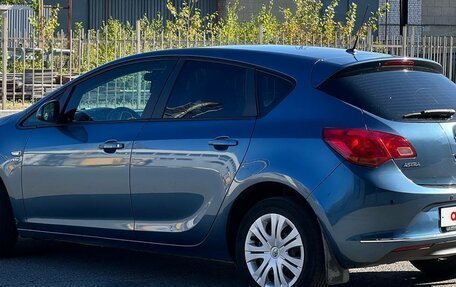 Opel Astra J, 2013 год, 720 000 рублей, 5 фотография