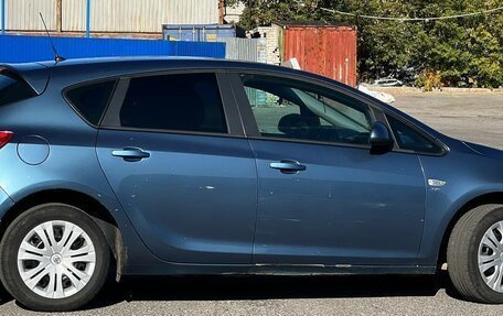 Opel Astra J, 2013 год, 720 000 рублей, 9 фотография