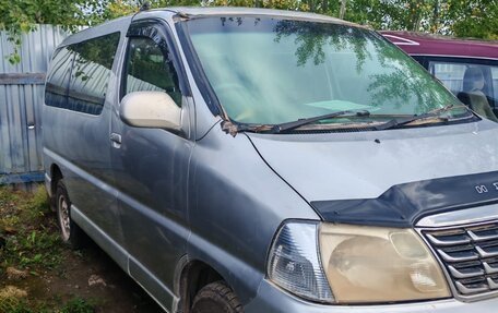 Toyota Grand HiAce I, 2000 год, 450 000 рублей, 3 фотография