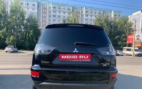 Mitsubishi Outlander III рестайлинг 3, 2010 год, 1 500 000 рублей, 2 фотография
