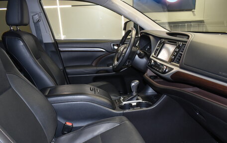 Toyota Highlander III, 2014 год, 3 080 000 рублей, 3 фотография