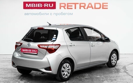 Toyota Vitz, 2019 год, 999 000 рублей, 5 фотография