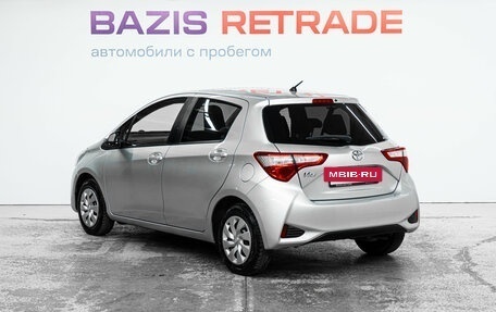 Toyota Vitz, 2019 год, 999 000 рублей, 7 фотография