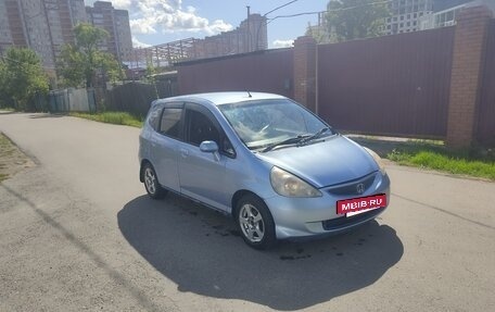 Honda Fit III, 2001 год, 225 000 рублей, 2 фотография