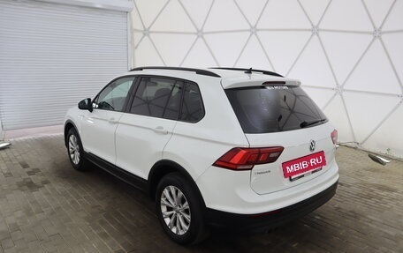 Volkswagen Tiguan II, 2019 год, 1 980 000 рублей, 5 фотография