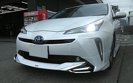 Toyota Prius IV XW50, 2021 год, 1 608 000 рублей, 3 фотография