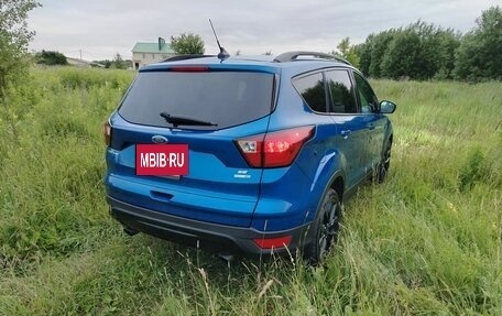 Ford Escape III, 2019 год, 1 950 000 рублей, 2 фотография